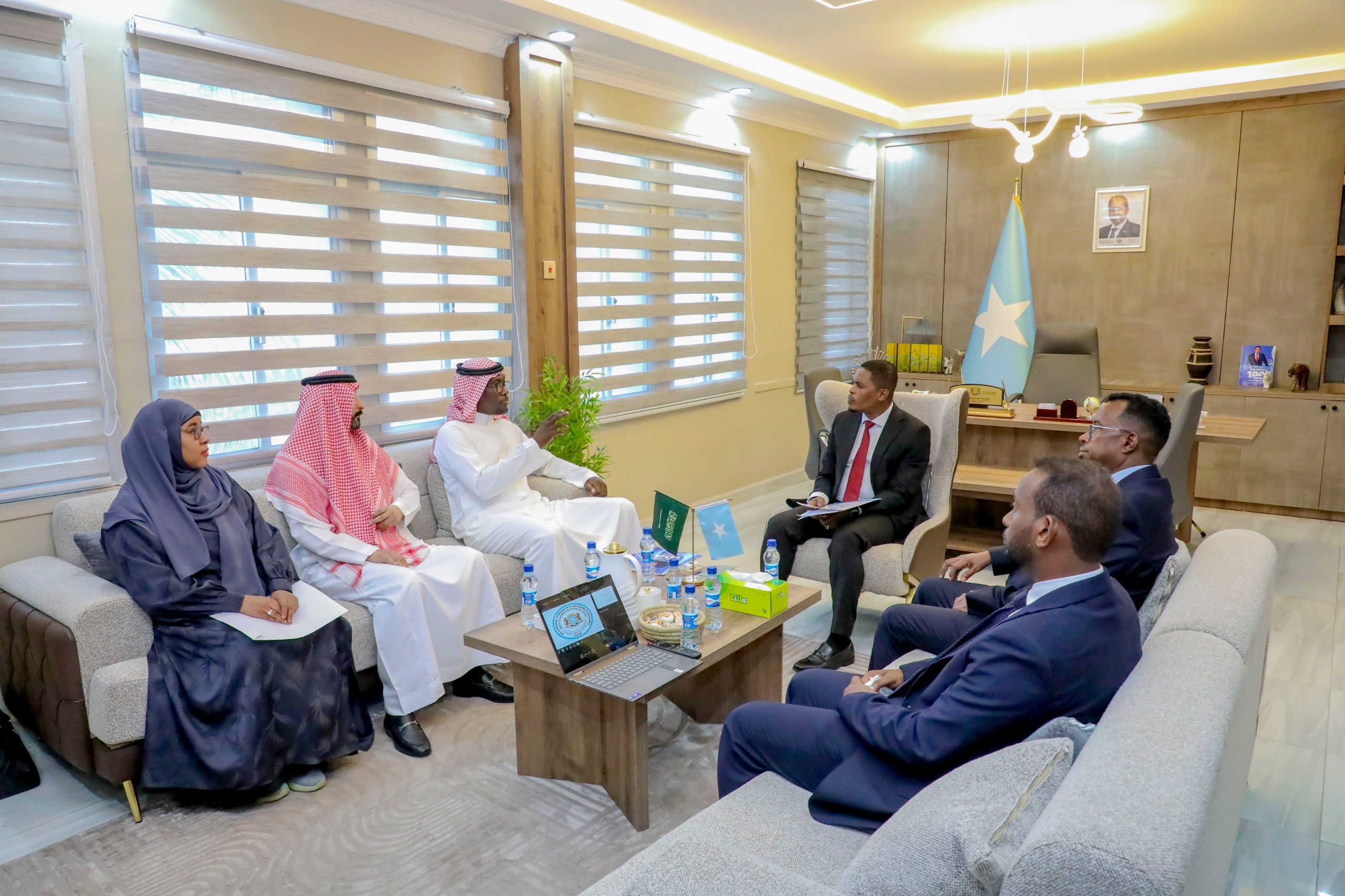 Somalia, Saudi Arabia Discuss Strengthening Cooperation in Media, Culture and Tourism