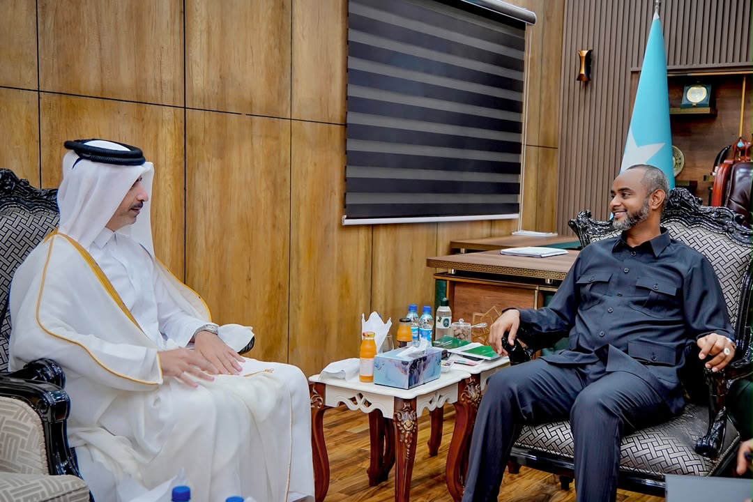Guddoomiyaha Golaha Shacabka oo la kulmay Safiirka Dowladda Qatar