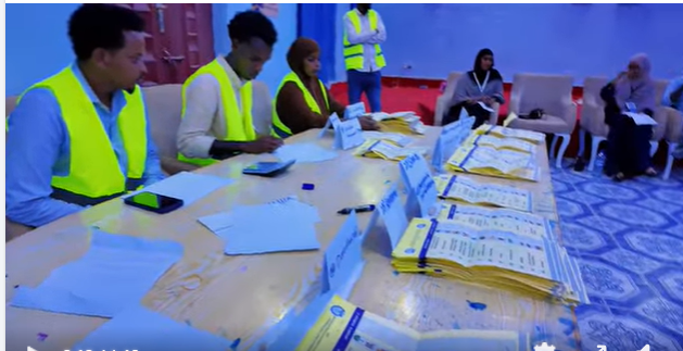 Tirinta codadka doorashada oo si habsami leh uga socda Galmudug iyo Hirshabeelle